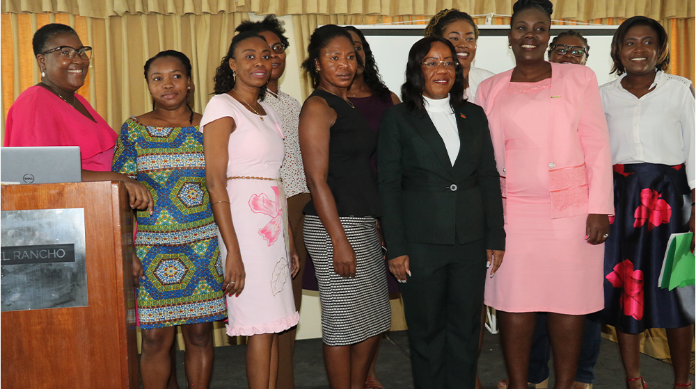 Davantage de sages-femmes pour mettre fin aux décès maternels évitables en Haïti